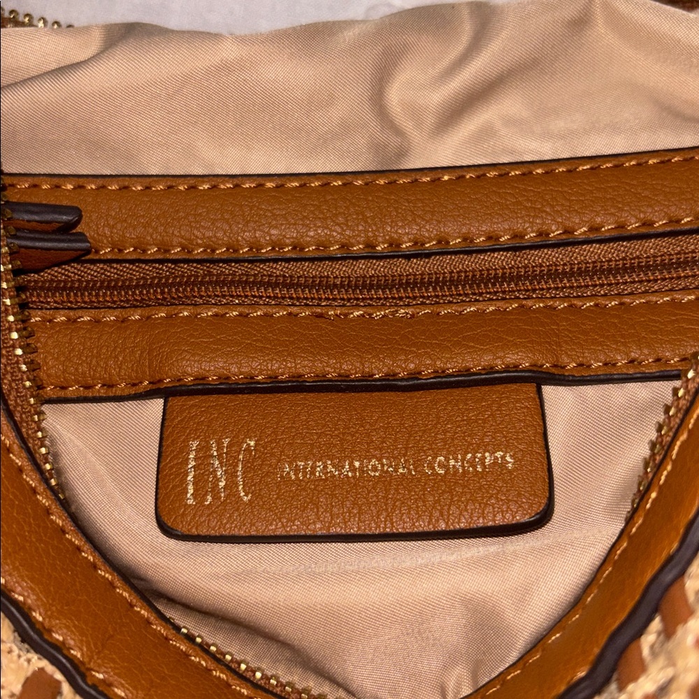 NWOT Inernational concepts shoulder bag - Picture 7 of 10